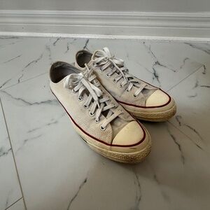 Converse Chuck 70 Low Top - size 9